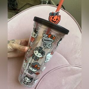Hello kitty tumbler (Halloween edition) 🎃
